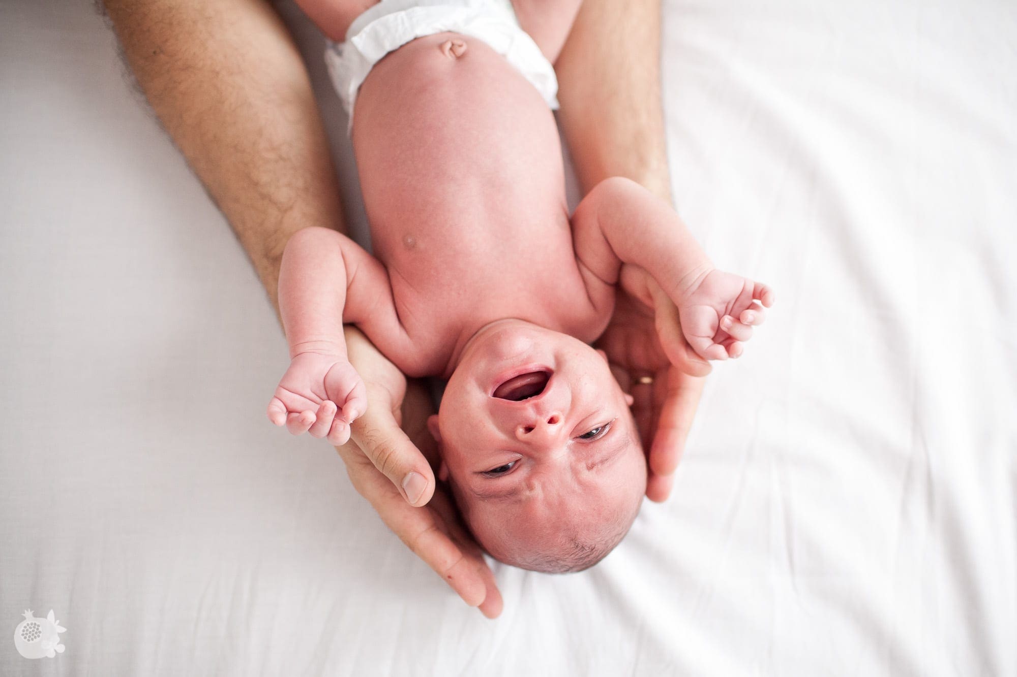 Bebê que ganha peso não precisa ser acordado para mamar (Foto: Gabi Trevisan)